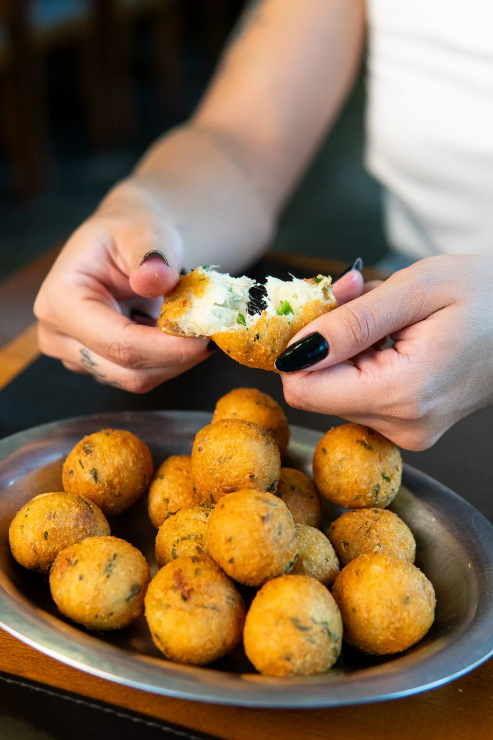 Bolinho de bacalhau · a estrela da casa desde 1995